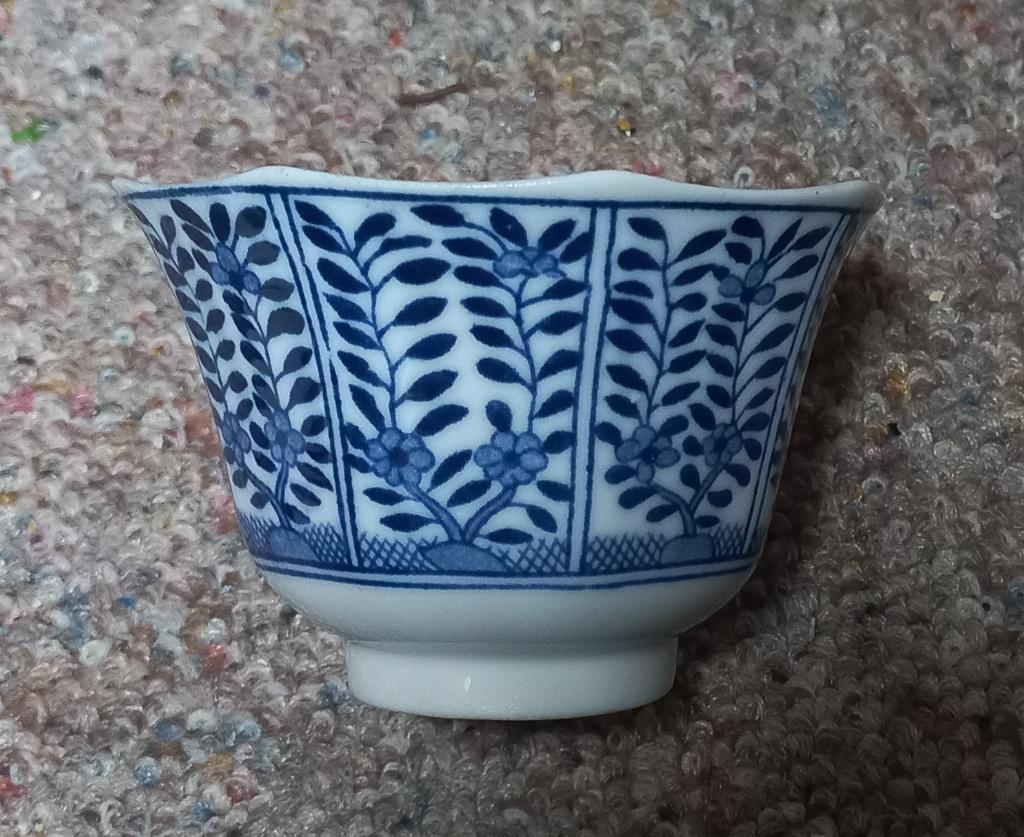 Antiek Mosa kommetje met peterselie decor, Antiek en Kunst, Antiek | Servies los, Ophalen of Verzenden