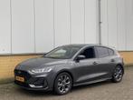 Ford Focus 1.0 EcoBoost Hybrid 125 pk ST Line 5-deurs Naviga, Gebruikt, 1299 kg, Bedrijf, Handgeschakeld