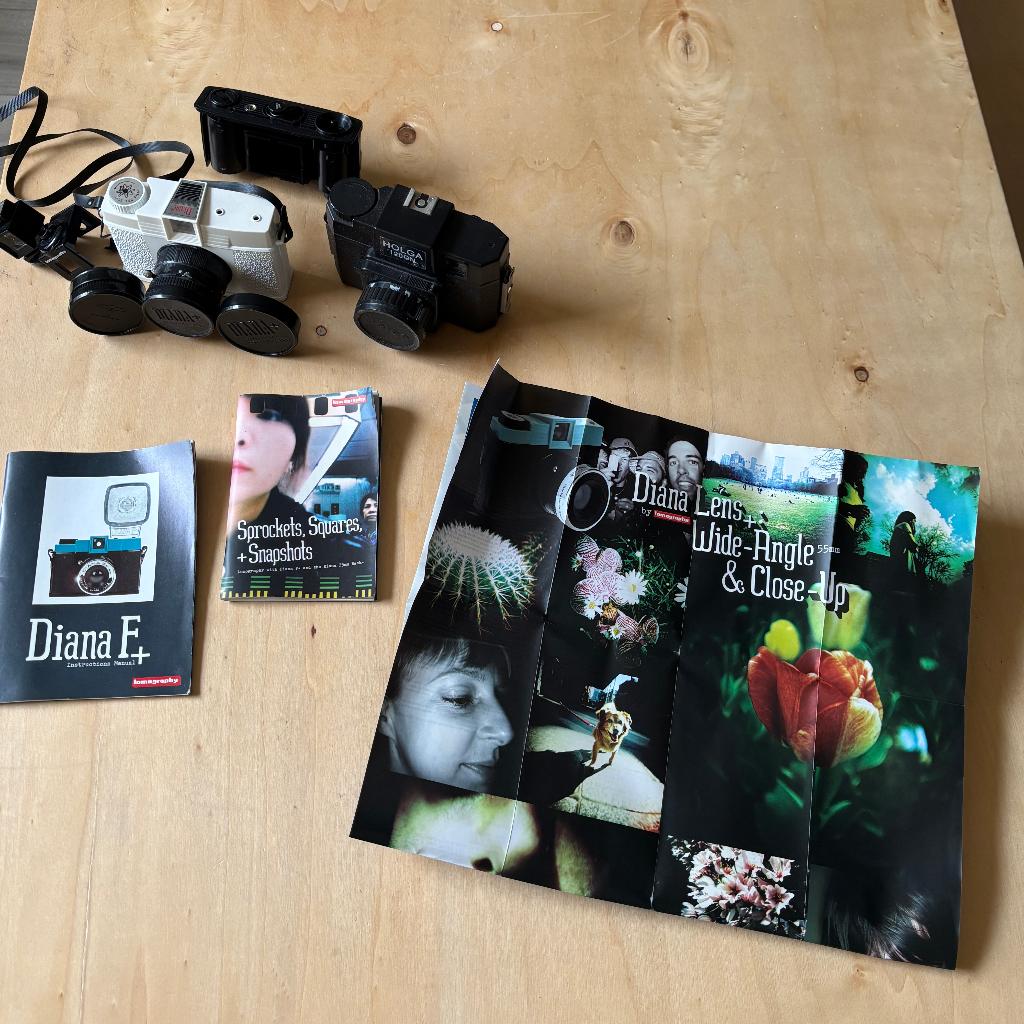 Holga camera en Diana+ camera met accessoires, Ophalen of Verzenden, Gebruikt, Compact, Overige Merken