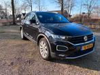 Volkswagen T-Roc 1.5 TSI 150pk 2018 Zwart, Voorwielaandrijving, Stof, 1498 cc, 4 cilinders