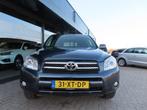 Toyota RAV4 2.0 VVTI Linea Sol 4WD Ecc Cruise Navi Trekhaak, Auto's, 1998 cc, 4 cilinders, 2000 kg, Origineel Nederlands