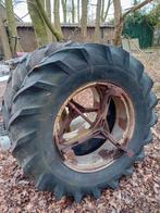 Dubbellucht banden. Wielen tractor 14.9 /13-28, Zakelijke goederen, Agrarisch | Onderdelen | Banden, Velgen en Assen, Ophalen