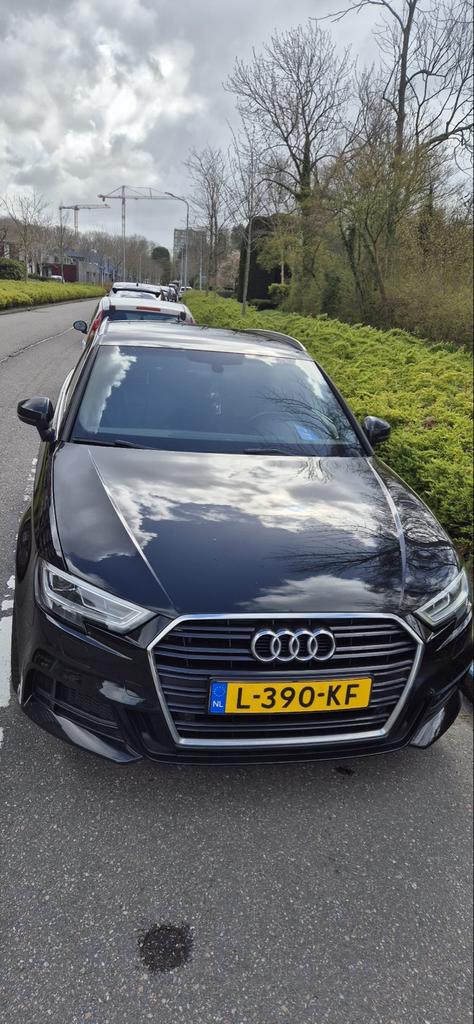 Audi A3 1.4 Tfsi 110KW SB S-tronic 2017 Zwart, Auto's, Zwart, 4 cilinders, Leder en Stof, Zwart
