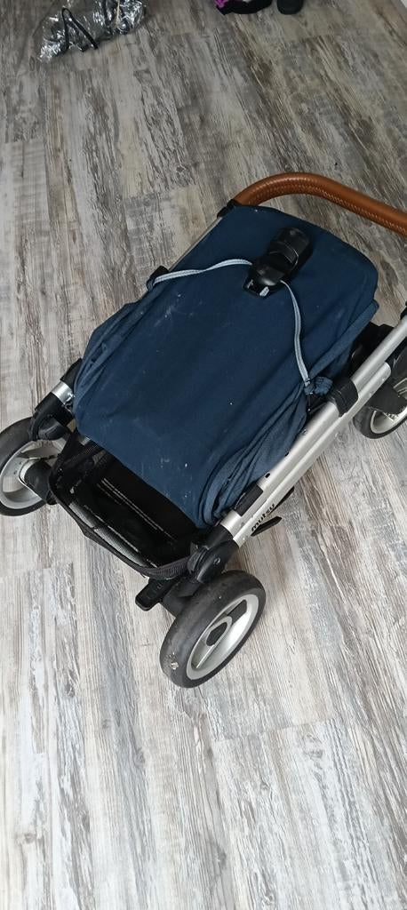 Mutsy buggy, Ophalen