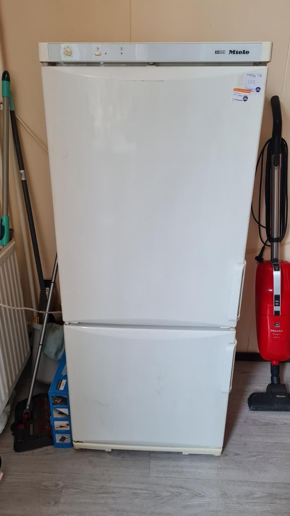 Miele koelkast met 2 vriesvakken, Witgoed en Apparatuur, Koelkasten en IJskasten, Ophalen, Gebruikt, 200 liter of meer, 160 cm of meer
