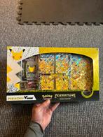 Pikachu V Union Box, Hobby en Vrije tijd, Ophalen of Verzenden, Zo goed als nieuw, Boosterbox