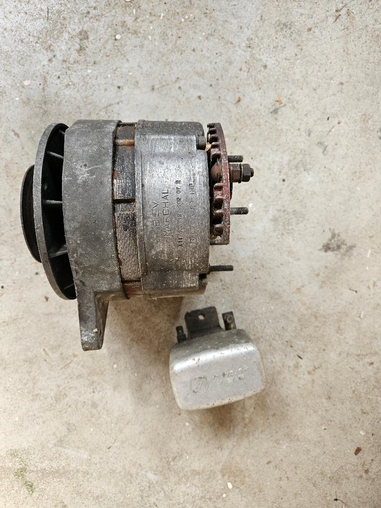 Volvo dynamo, Ophalen of Verzenden, Gebruikt, Volvo