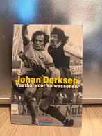 Johan Derksen - Voetbal voor Volwassenen, Boeken, Ophalen of Verzenden, Zo goed als nieuw, Overige sporten