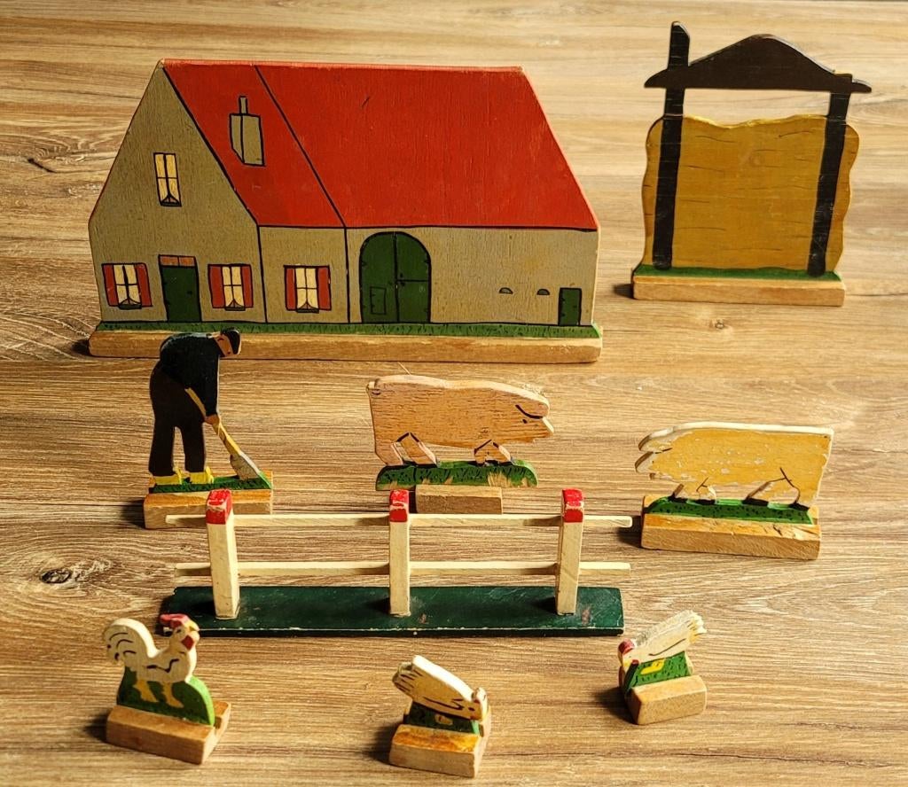 Oude houten boerderij figuren. Laren De Tol, Antiek en Kunst, Antiek | Speelgoed, Ophalen of Verzenden