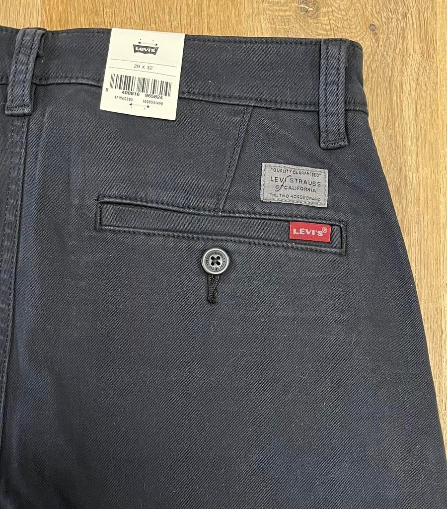Levi’s standard taper chinobroek blauw - Maat W28 L32, Kleding | Heren, Ophalen of Verzenden, Nieuw, Maat 46 (S) of kleiner, Blauw