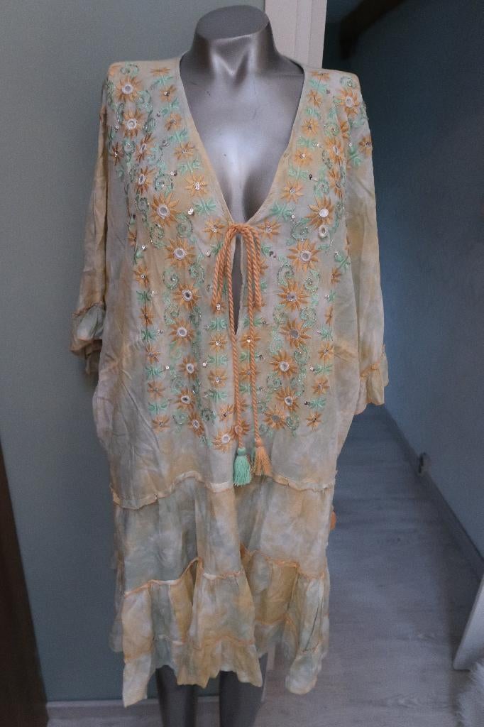 Sumitra nieuw tuniek/jurkje Ibiza stijl one size past altijd, Geel, Maat 46/48 (XL) of groter, Nieuw, Ophalen of Verzenden