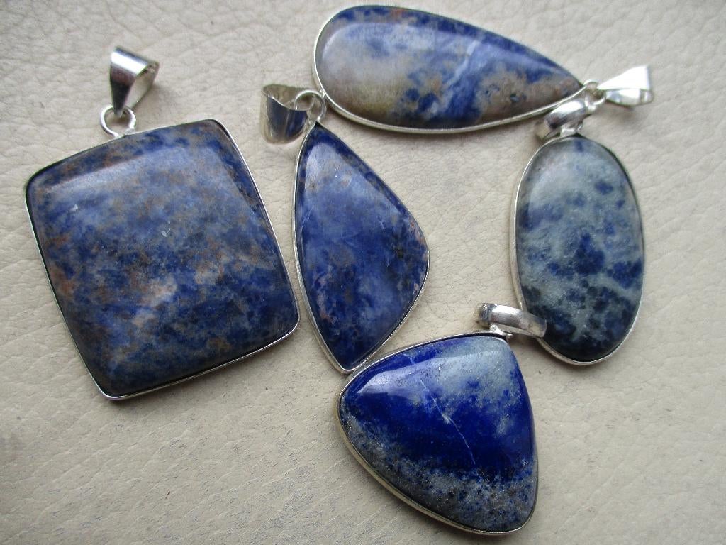 partij sodaliet/lapis lazuli natuursteen hangers, Blauw, Nieuw, Ophalen of Verzenden, Met edelsteen