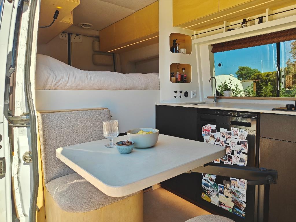 Caravans And Camping Mercedes