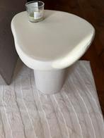 Handgemaakte beton cire bijzet tafel nieuw, Overige materialen, Minder dan 55 cm, Nieuw, Overige vormen