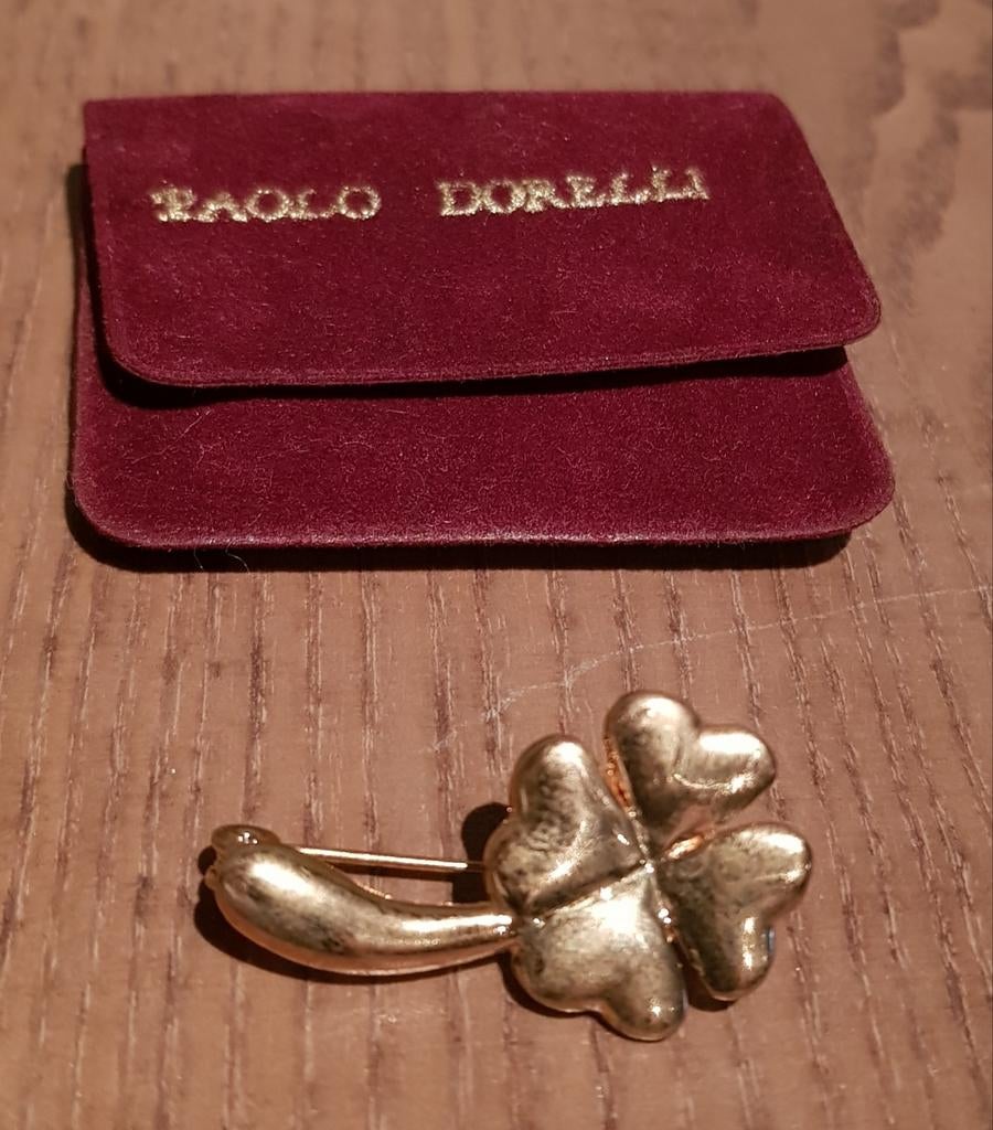 Goudkleurige klaver broche van Paolo Dorelli, Ophalen, Zo goed als nieuw, Goud, Overige materialen