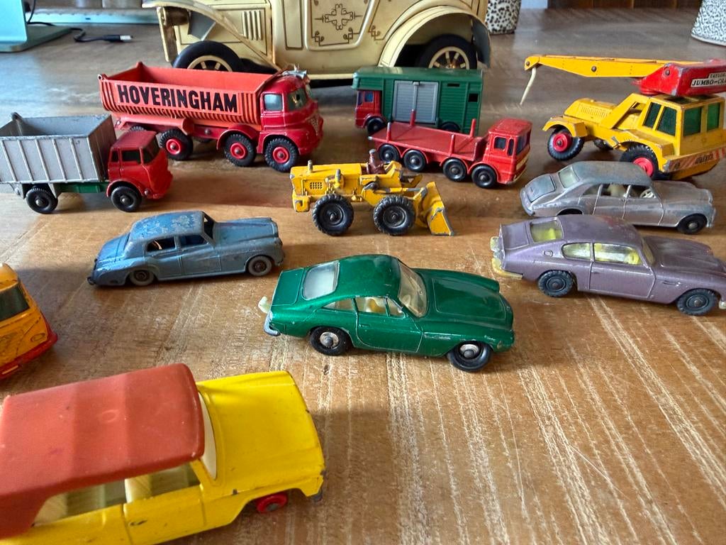 Matchbox en andere auto's, 14 stuks, Ophalen of Verzenden, Gebruikt