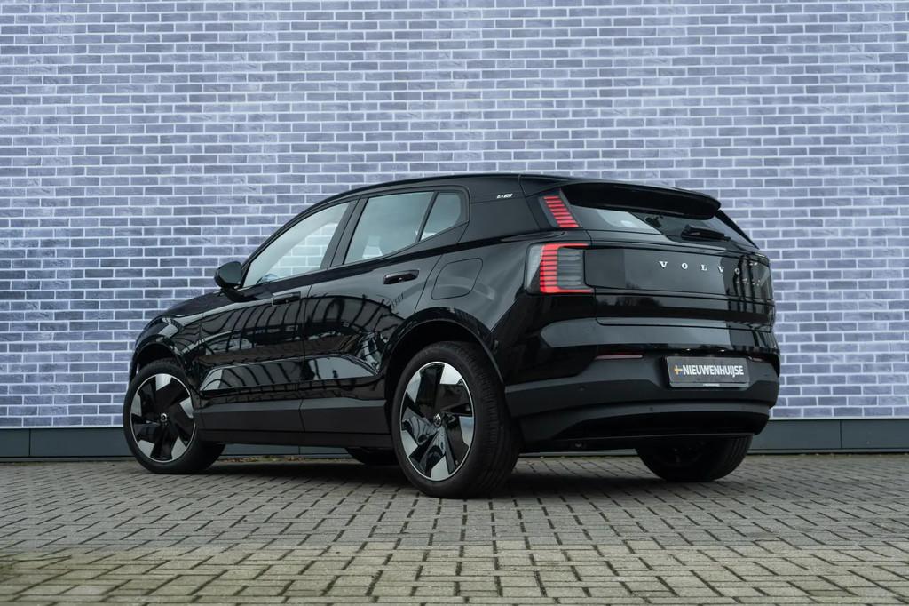 Volvo EX30 Single Motor Extended Range Ultra 69 € 34.899,0, Auto's, Volvo, Automaat, Parkeersensor, Gebruikt, EX30