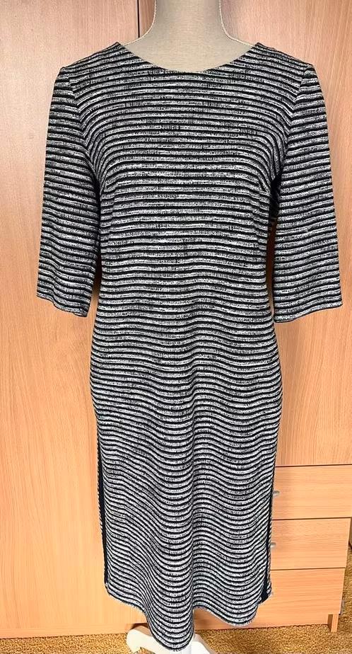 Witteveen jurk maat 42/44, Kleding | Dames, Jurken, Zo goed als nieuw, Maat 42/44 (L), Blauw, Onder de knie, Ophalen of Verzenden