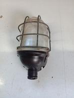 Vintage buitenlamp bullseye nog bakeliet, Gebruikt, Wandlamp, Ophalen of Verzenden, Netvoeding