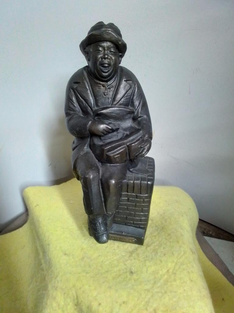 9204)  mooi zwaar beeld PINDA WILLEM   Venlo, Antiek en Kunst, Ophalen of Verzenden