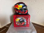 Max Verstappen Red Bull Racing 2018 schaalhelm 1:2, Ophalen of Verzenden, Zo goed als nieuw