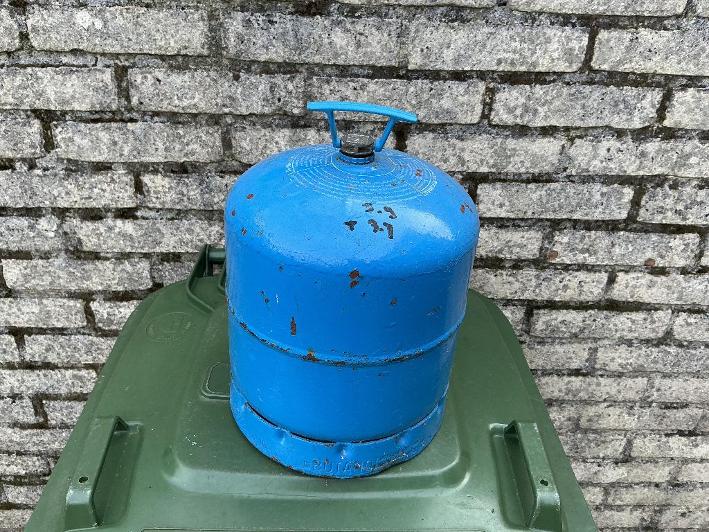 Campingaz gasfles 907, Ophalen