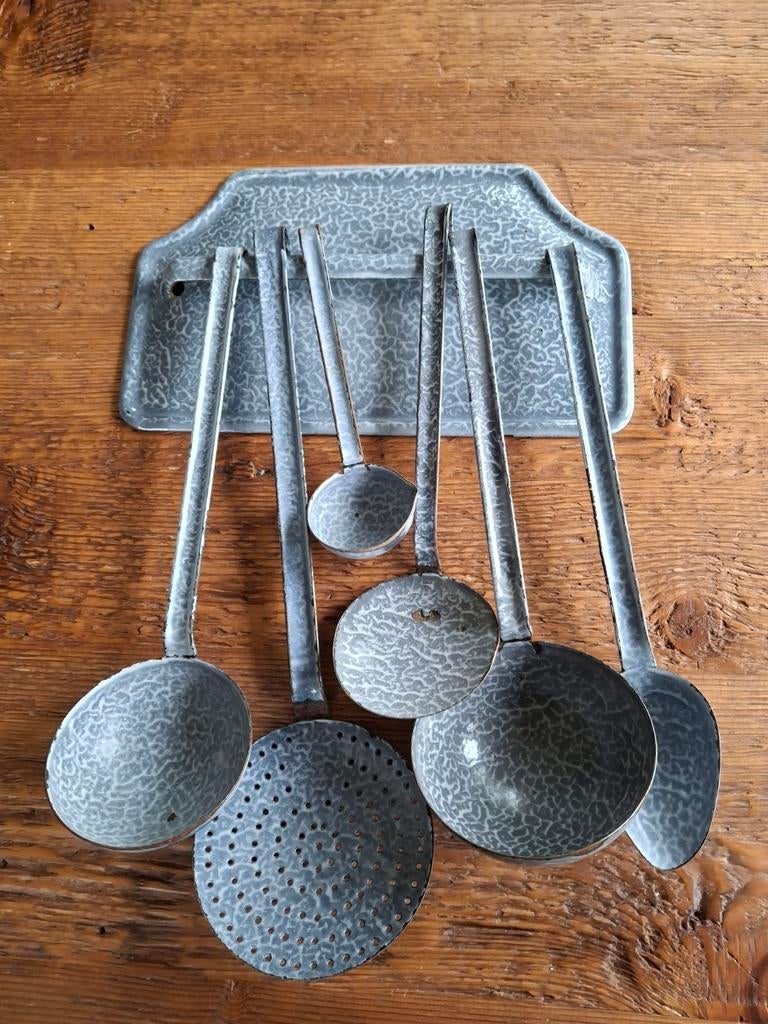 Vintage emaille grijs/blauwe pollepels set met rek, Antiek en Kunst, Ophalen of Verzenden