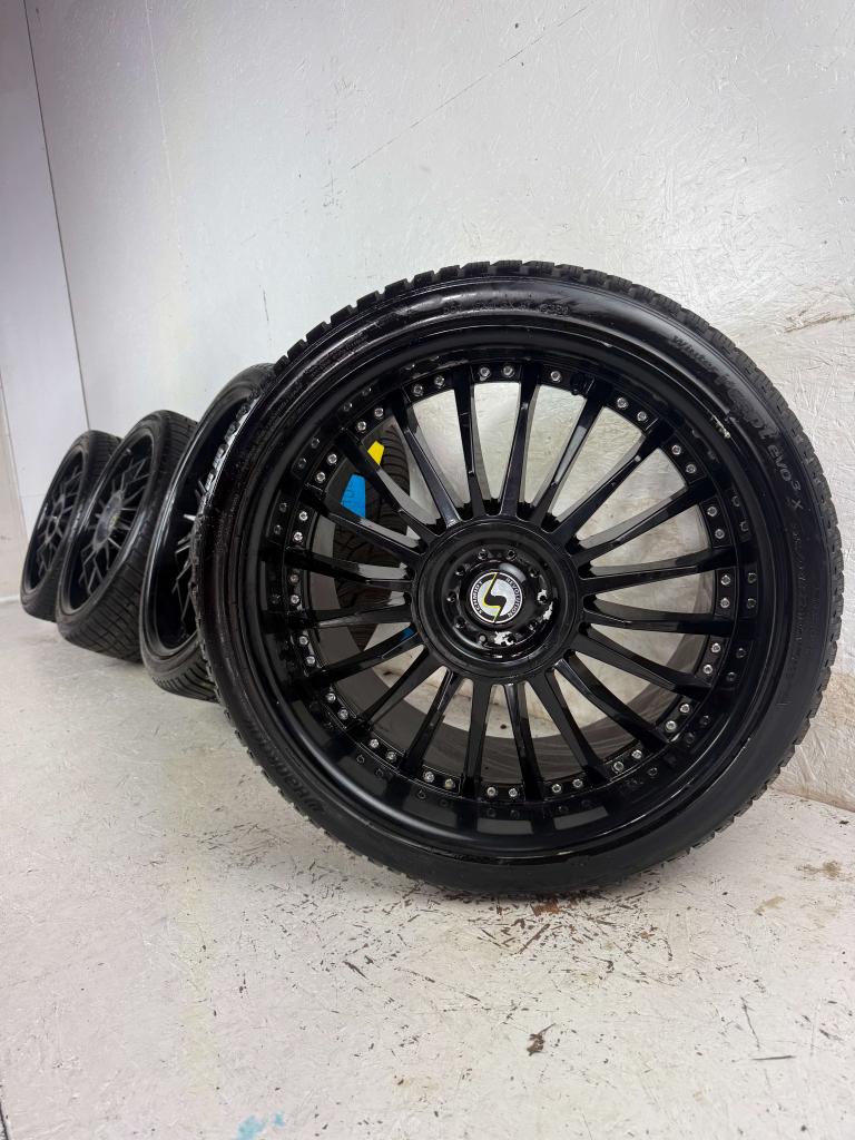 Porsche Cayenne Volkswagen Touareg Audi Q7 velgen 22" 5x130, Niet ingevuld, Gebruikt, Banden en Velgen, Niet ingevuld