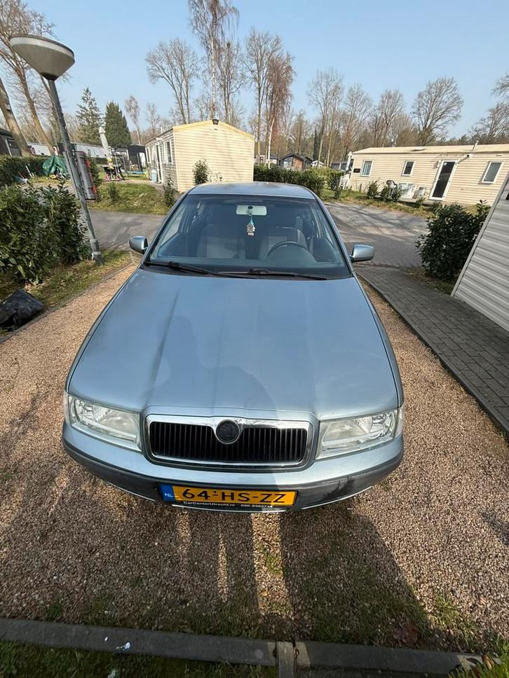 Skoda Octavia 2.0 85KW 2001 Grijs, Auto's, Skoda, Bedrijf, Octavia, Benzine, Euro 4, C, Sedan, Handgeschakeld, Origineel Nederlands