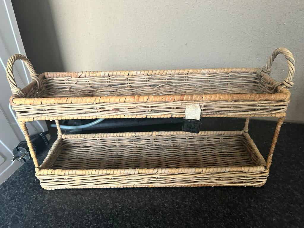 Riviera maison etagere, Huis en Inrichting, Woonaccessoires | Schalen en Manden, Ophalen, Mand, Rond, Zo goed als nieuw