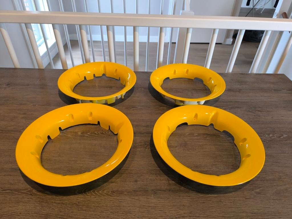 NIEUW NOS Malaguti Firefox F15 Wielkappen - Wieldoppen Geel, Ophalen of Verzenden, Nieuw