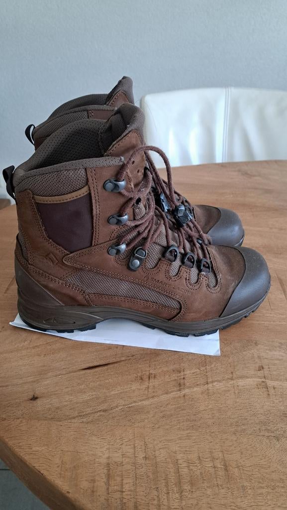 Nieuwe legerkisten maat 42 merk Haix, Kleding | Heren, Schoenen, Ophalen of Verzenden, Nieuw, Bruin, Boots