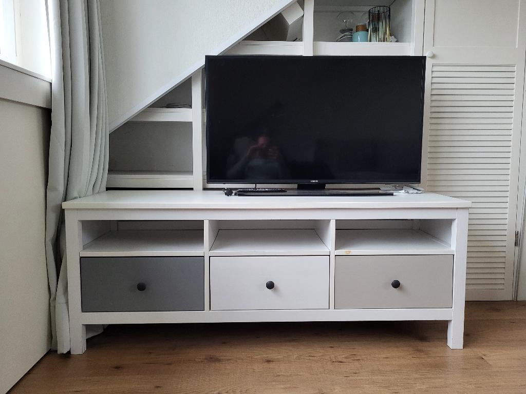 Ikea tv-meubel Hemnes, Huis en Inrichting, Kasten | Televisiemeubels, Ophalen, Gebruikt, 100 tot 150 cm, Minder dan 100 cm