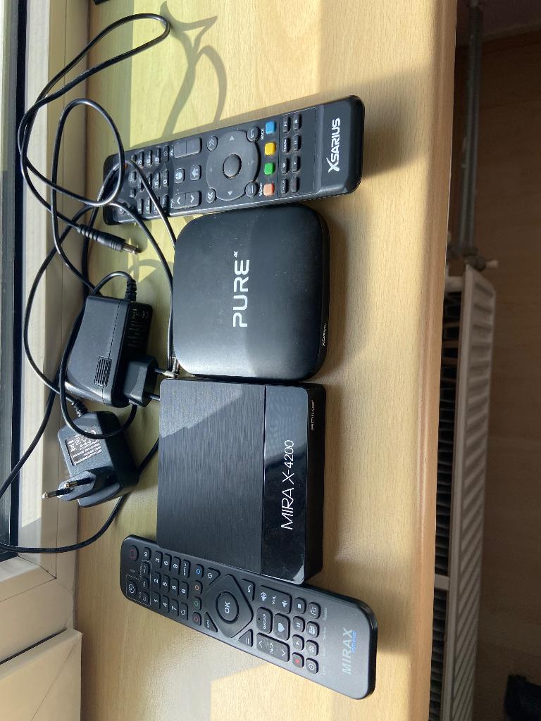 Media streaming 2 stuks, Audio, Tv en Foto, Ophalen, Zo goed als nieuw, HDMI, Zonder harde schijf