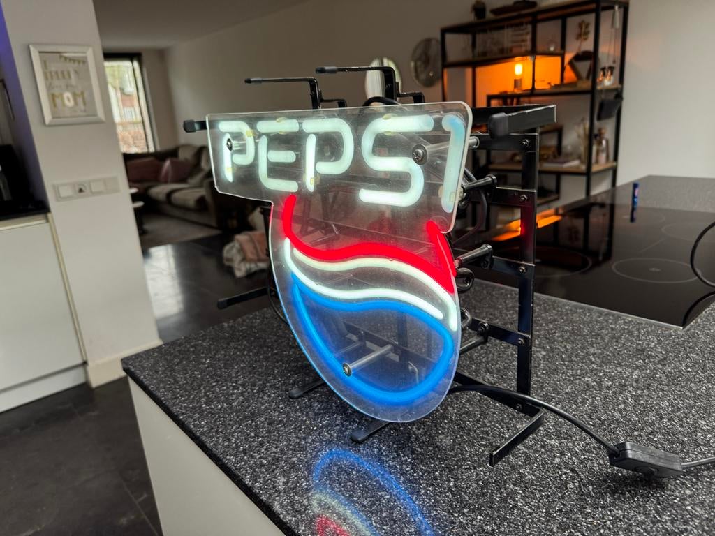 Vintage Pepsi Neon Pepsi Lichtbak - Perfect voor Bar of Manc, Verzamelen, Ophalen, Gebruikt, ., Lichtbak of (neon) lamp
