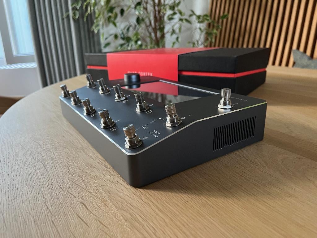 Neural DSP Quad Cortex + Case, Ophalen of Verzenden, Zo goed als nieuw, Multi-effect