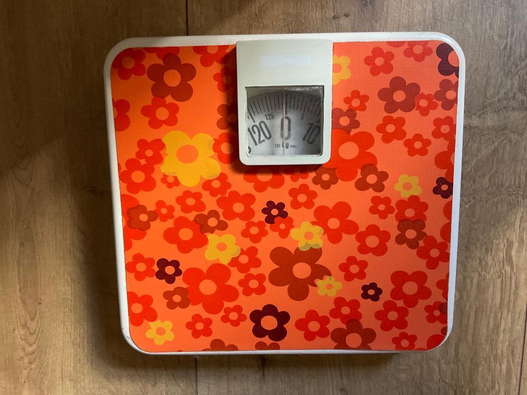 Vintage personenweegschaal, Witgoed en Apparatuur, Weegschalen, Gebruikt, Analoog, 100 kg of meer, Ophalen of Verzenden