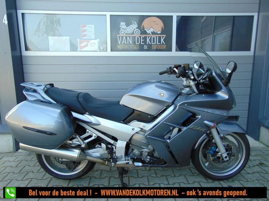 YAMAHA FJR 1300 (bj 2005), 4 cilinders, Motorrijbewijs A, Bedrijf, Onbekend