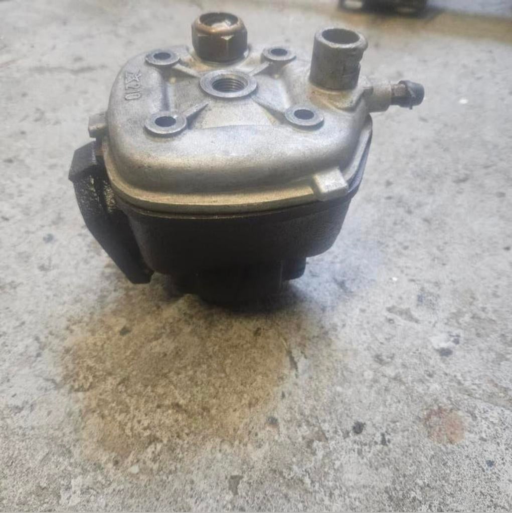 Minarelli horizontaal LC 49,9cc cilinder + kop, Fietsen en Brommers, Brommeronderdelen | Scooters, Yamaha, Cilinder, Ophalen of Verzenden