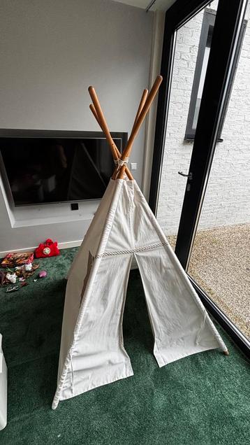 Leuke Tipitent voor Kinderen beschikbaar voor biedingen
