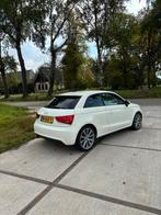 Audi A1 1.2 Tfsi 63KW 2010 Wit, Auto's, Voorwielaandrijving, Euro 5, Stof, 4 cilinders