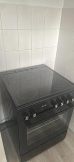 Fornuis Fitelli zwart hetelucht oven, Witgoed en Apparatuur, Fornuizen, Ophalen, 4 kookzones, Zo goed als nieuw, Gas