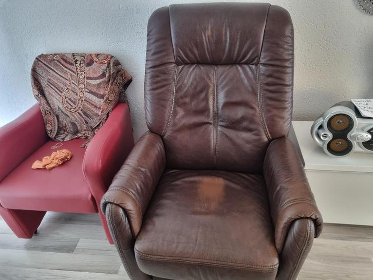 Sta op stoel, Huis en Inrichting, Fauteuils, Gebruikt, Leer, 75 tot 100 cm, Minder dan 75 cm, Ophalen