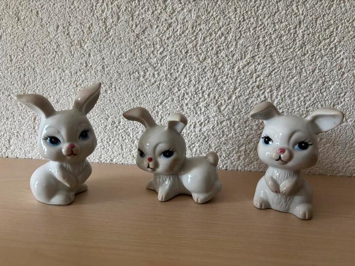 Vintage porseleinen konijnen beeldjes set van 3, Verzamelen, Beelden en Beeldjes, Zo goed als nieuw, Dier, Ophalen of Verzenden