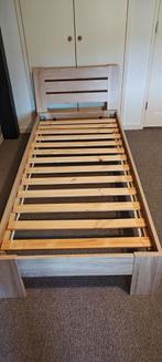 Één persoonsbed met lattenbodem, Ophalen, 90 cm, Eenpersoons, Zo goed als nieuw