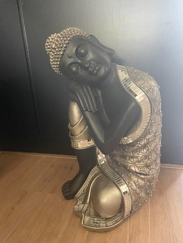 Buddha beschikbaar voor biedingen