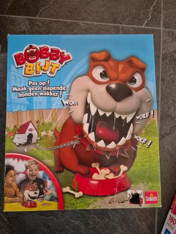 Bobby Bijt - Pas op voor de hond! beschikbaar voor biedingen