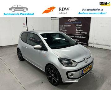 Volkswagen Up! 1.0 high up! BlueMotion AIRCO / CRUISE / NAVI beschikbaar voor biedingen