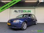 Volkswagen Golf 1.6 FSI Comfort Business|*Carplay|Trekhaak, Auto's, Voorwielaandrijving, Gebruikt, Zwart, 4 cilinders