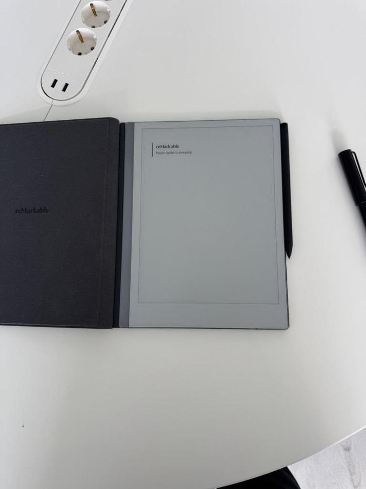 reMarkable 2 tablet grijs + Marker Plus & Lamy pen, Computers en Software, Tekentablets, Zo goed als nieuw, Ophalen of Verzenden
